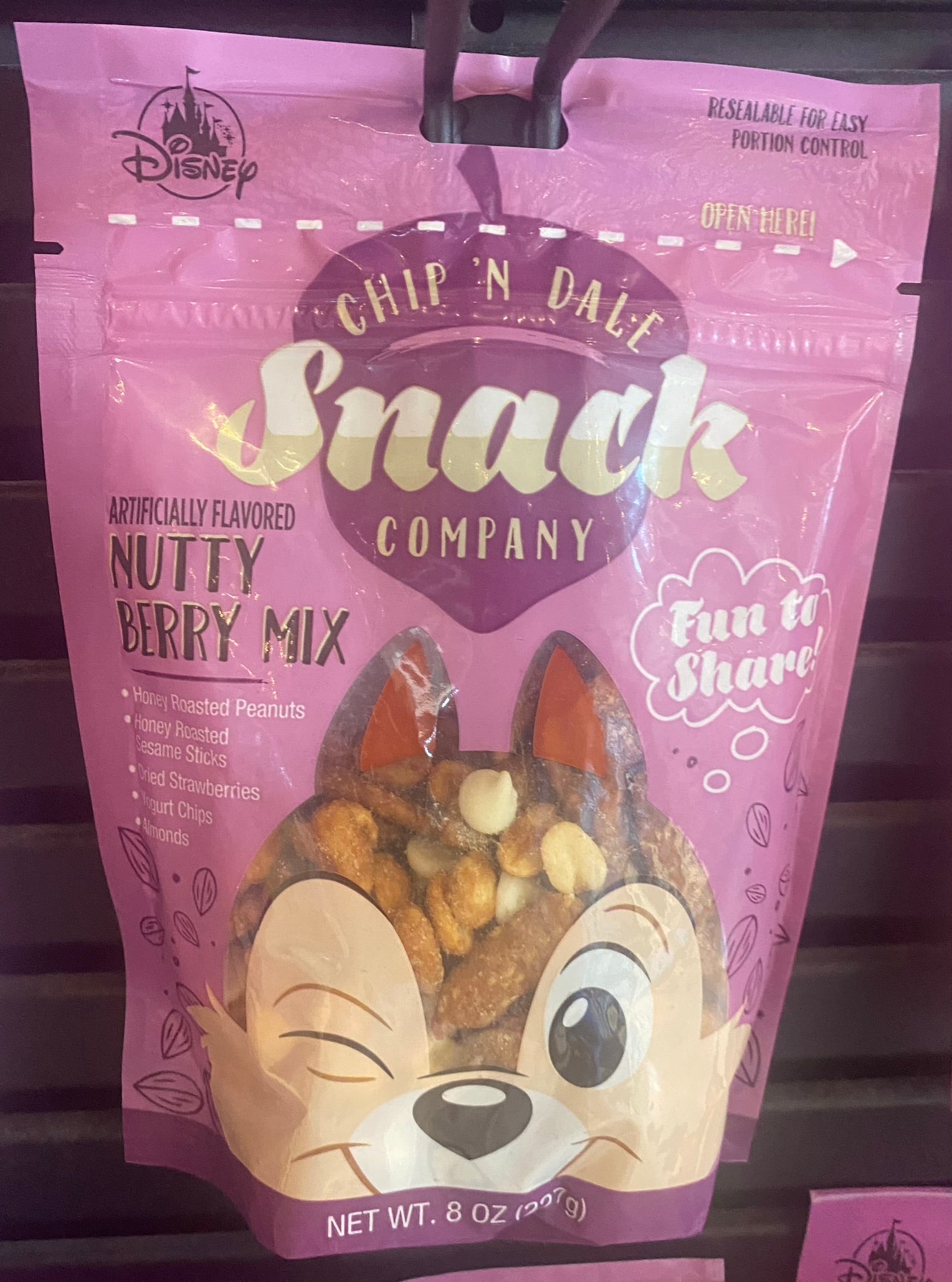 Chip 'n Dale Nutty Berry Mix