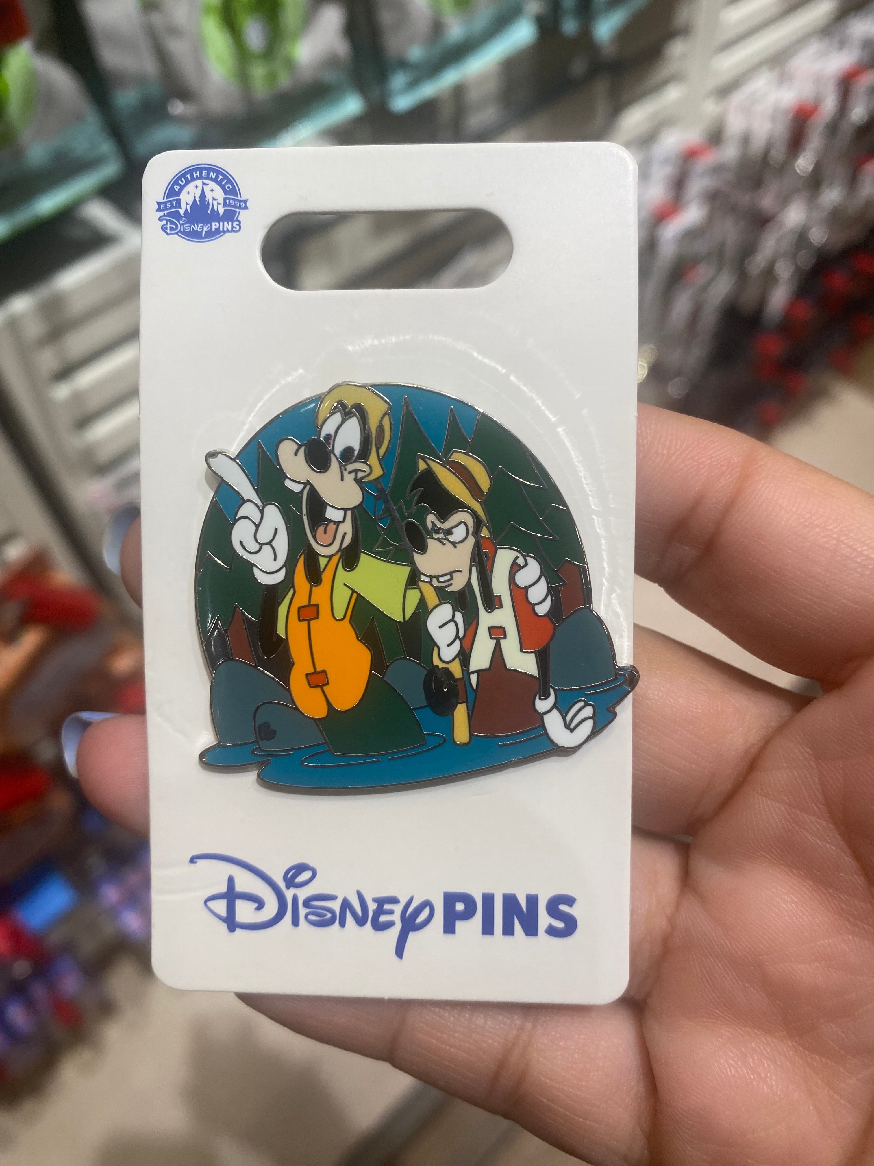 Goofy & Max Pin