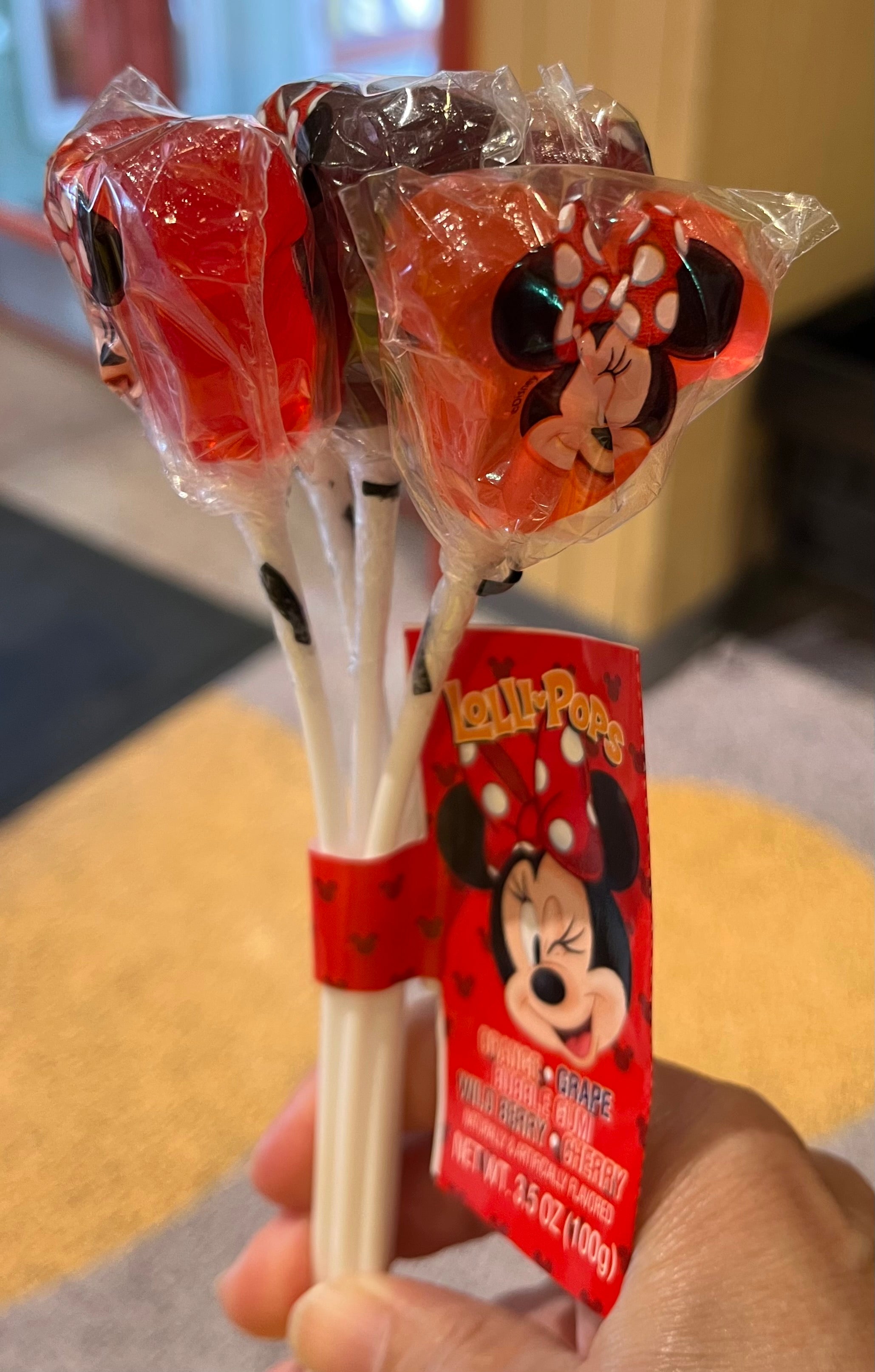 Minnie Mouse Lollipops